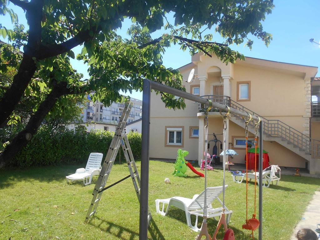 Castelomi Apartment Podgorica Exterior photo